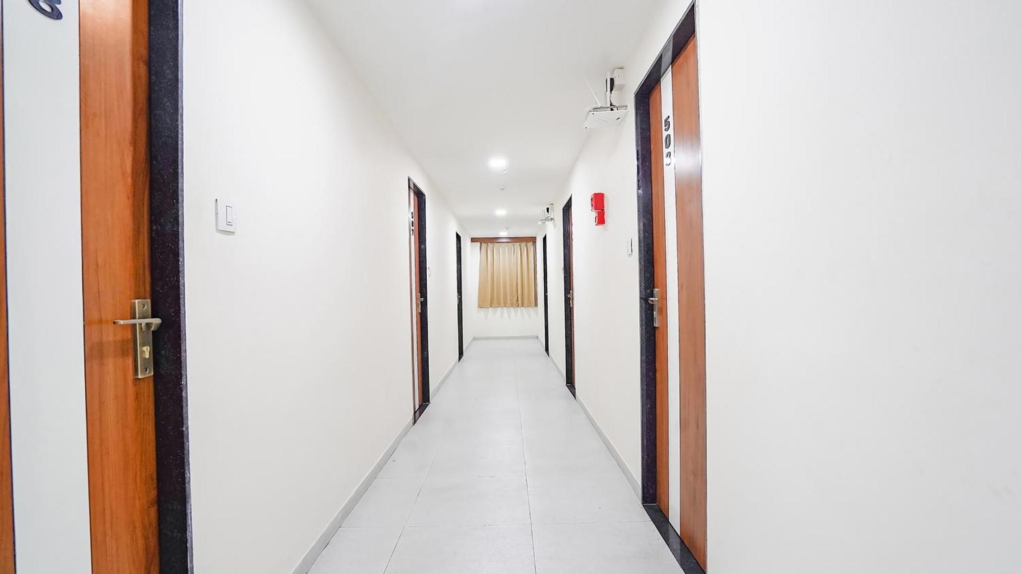 Fabhotel Vishala In Ahmedabad Exterior photo