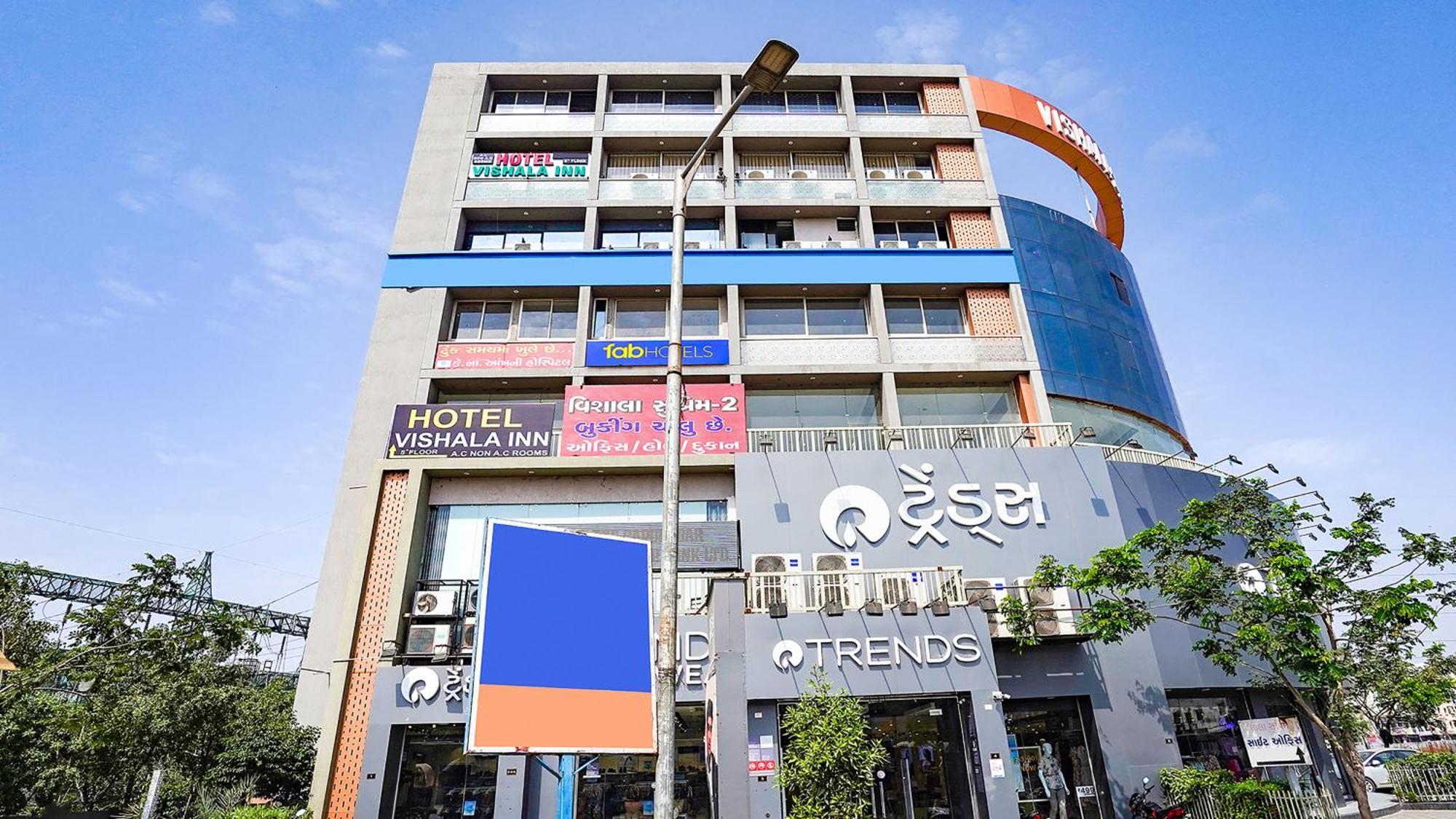 Fabhotel Vishala In Ahmedabad Exterior photo