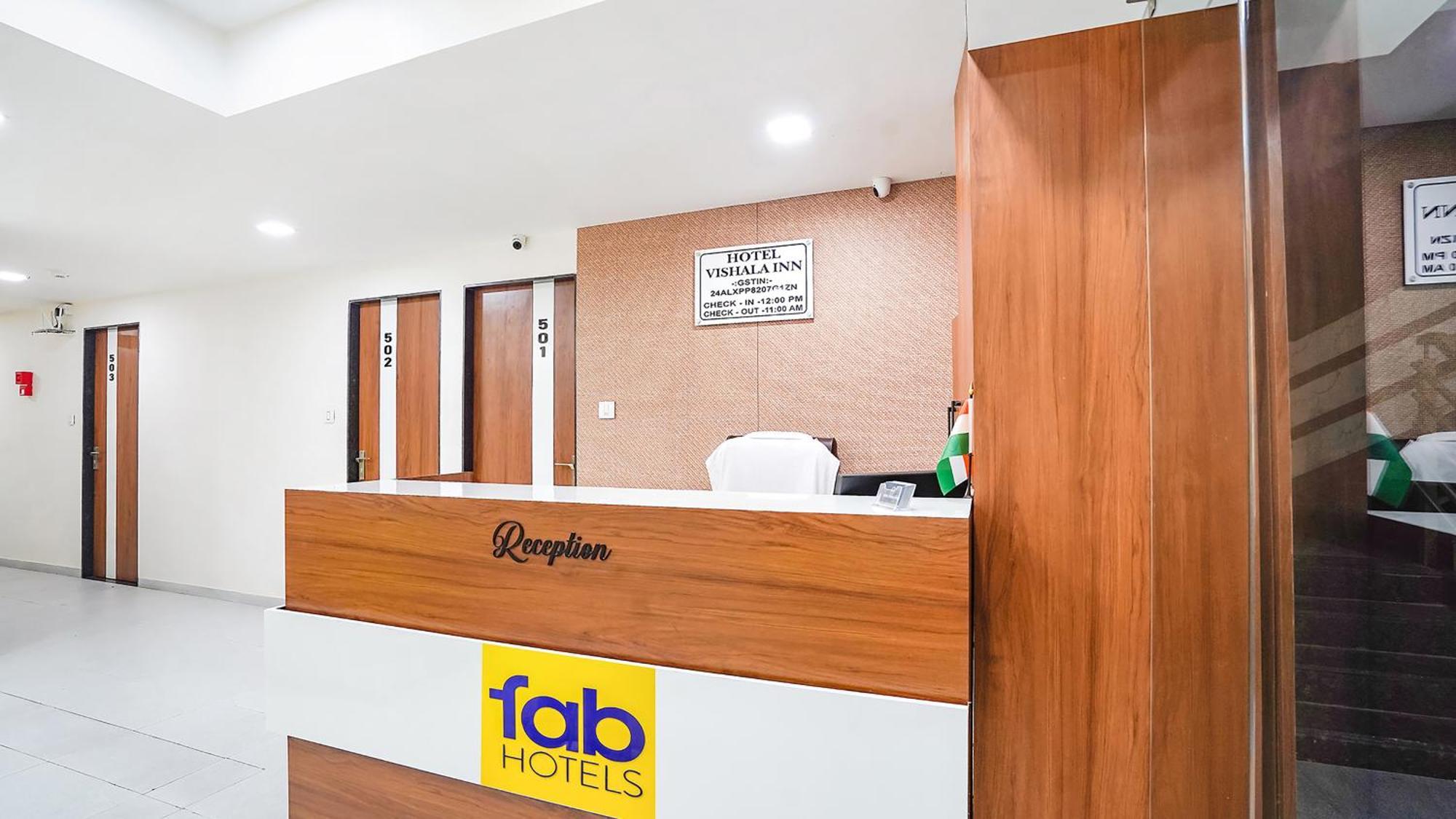 Fabhotel Vishala In Ahmedabad Exterior photo